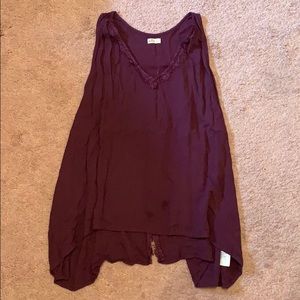 Maroon flowy tank top